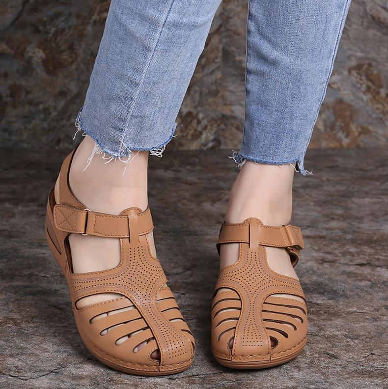 Comelyy - Soft PU Leather Closed Toe Vintage Anti-Slip Sandals