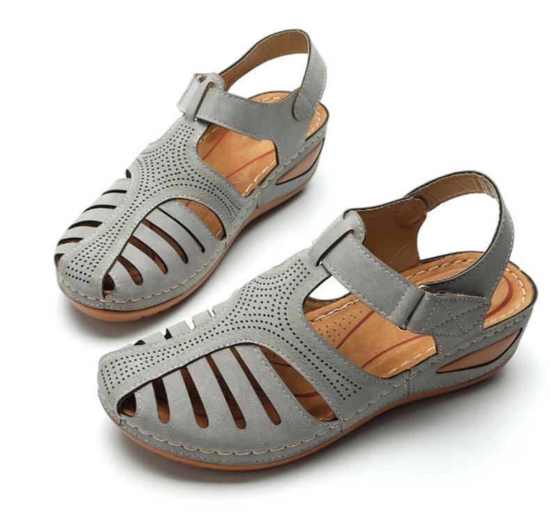 Comelyy - Soft PU Leather Closed Toe Vintage Anti-Slip Sandals