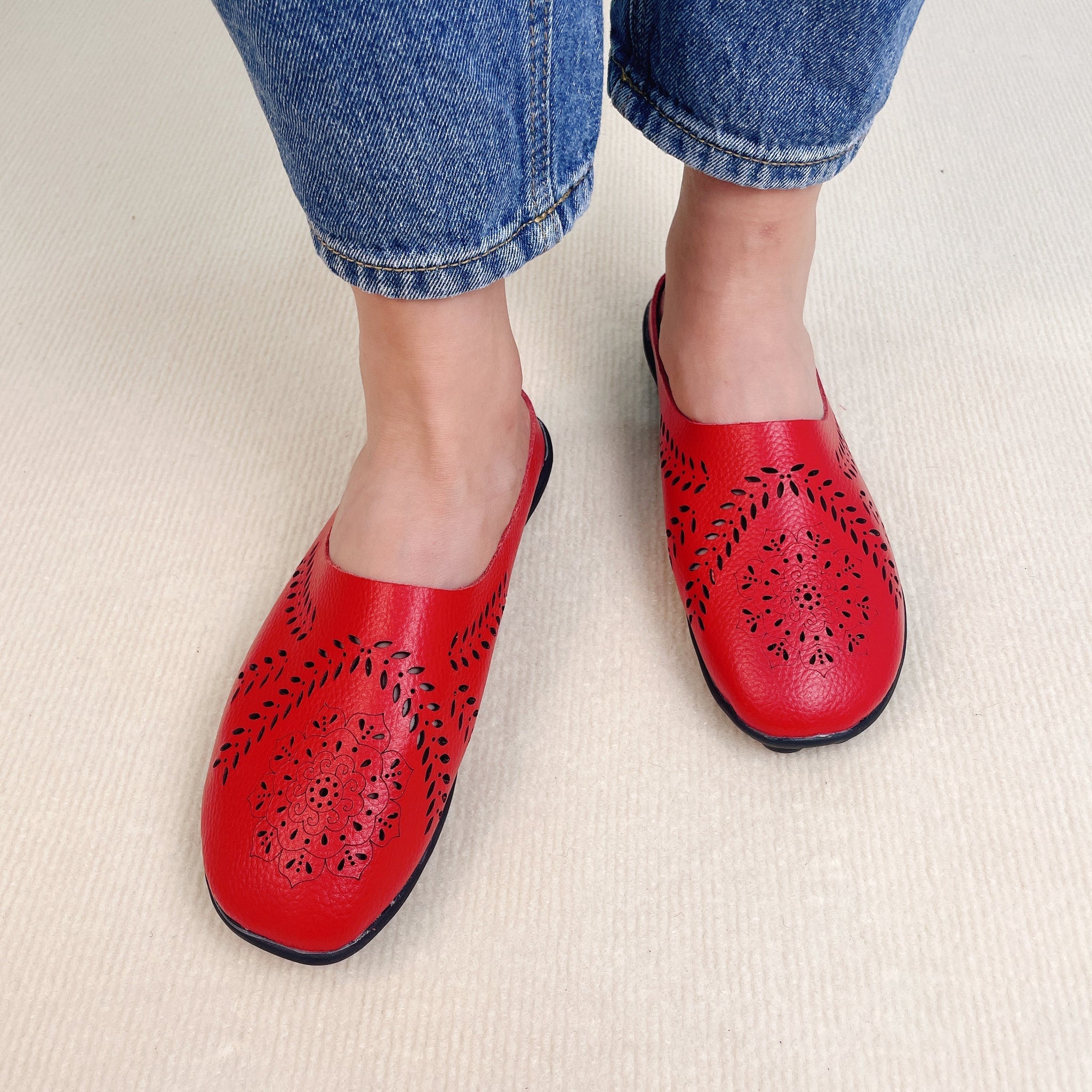 AirEase™ Casual Hollow Slippers