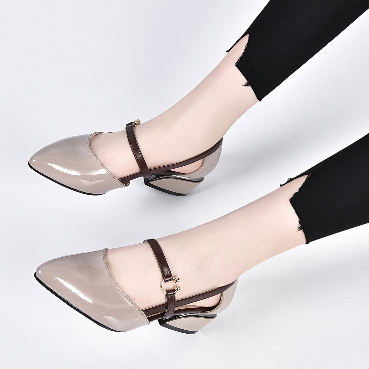 Comelyy Sandals mid heel soft sole pointed toe low heel