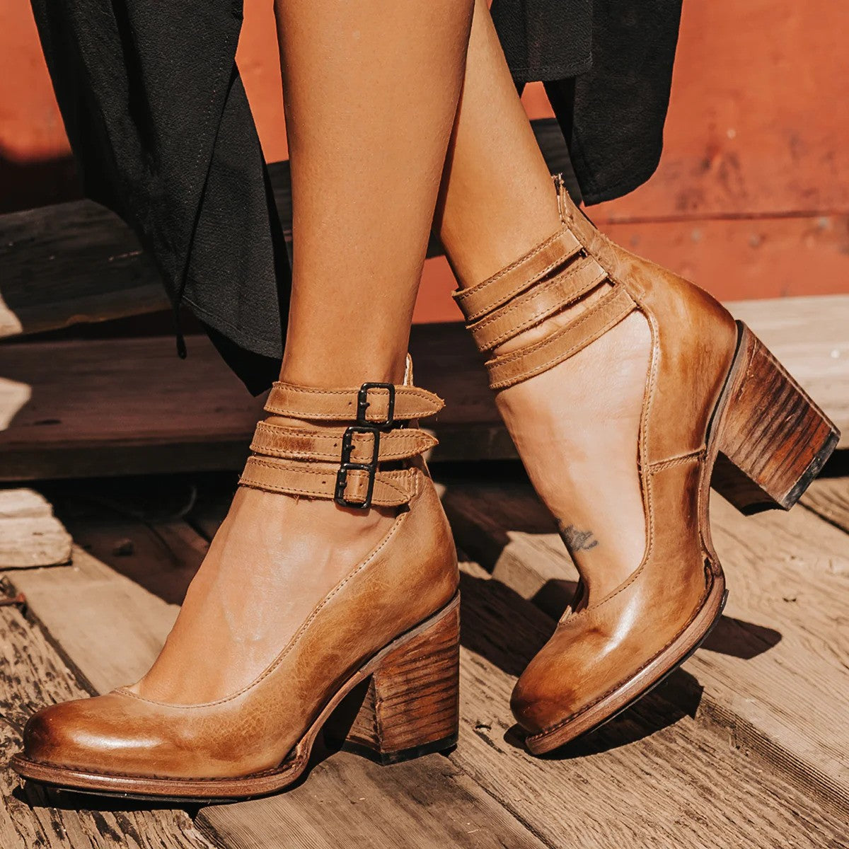 Comelyy women's thick heel sandals buckle pointed toe sandals