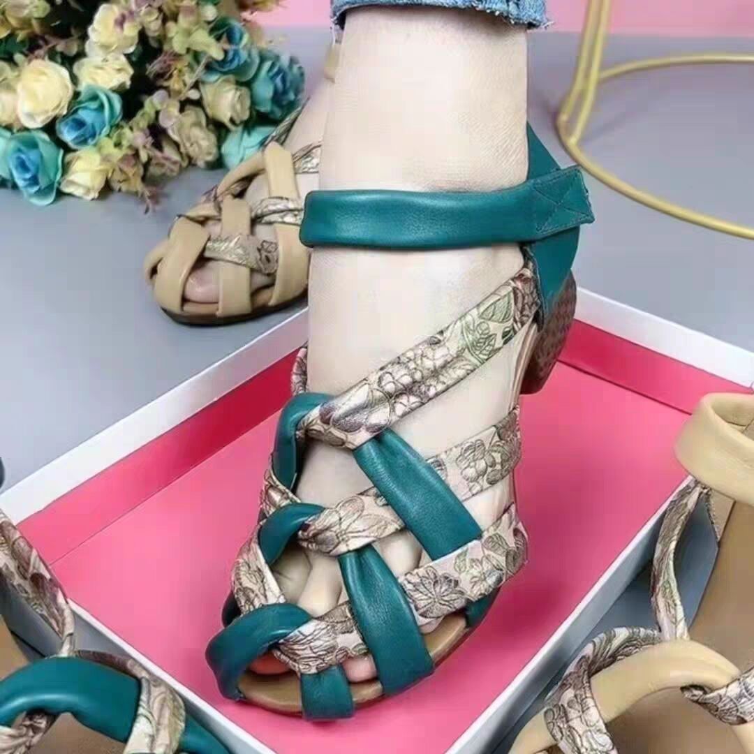 Comelyy Round toe hollow block heel fashionable casual women's shoes