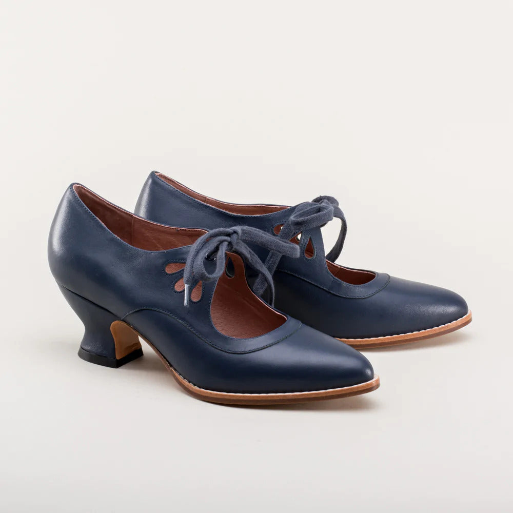 Comelyy Women's hollow high-heeled lace-up casual shoes