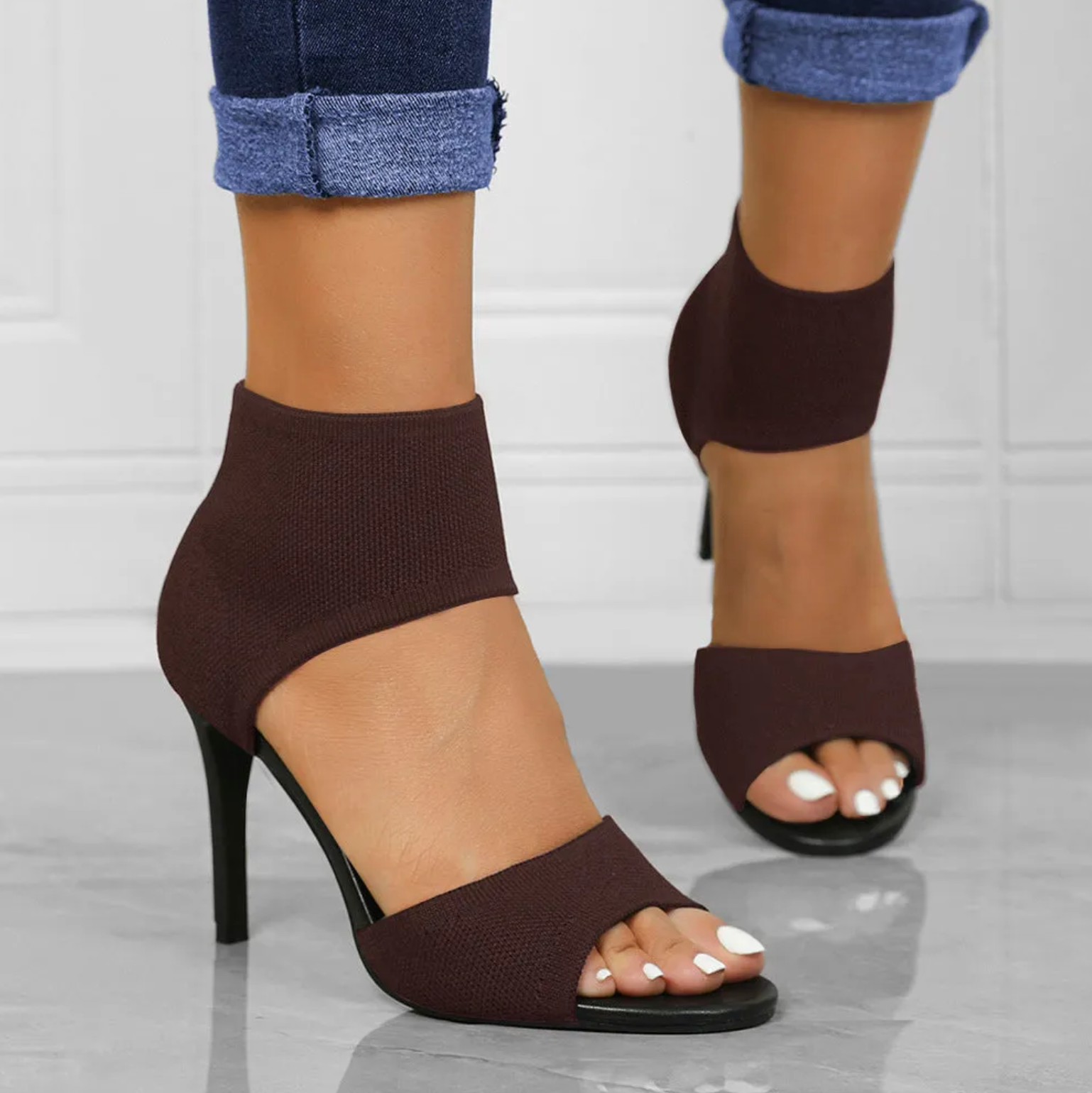 Comelyy new women's shoes comfortable super high-heeled thin black stiletto fish mouth sandals