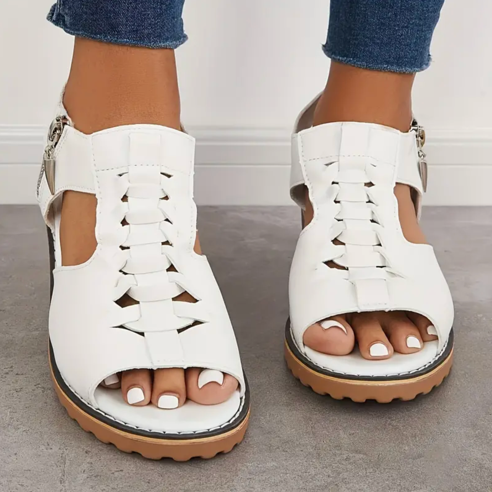 Comelyy Thick heel round toe hollow side zipper sandals for women casual Roman sandals for women