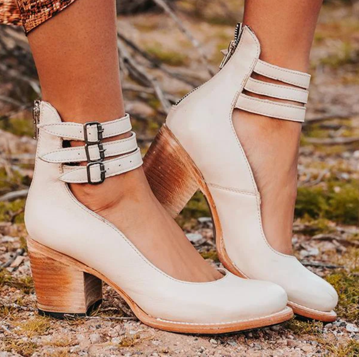 Comelyy women's thick heel sandals buckle pointed toe sandals
