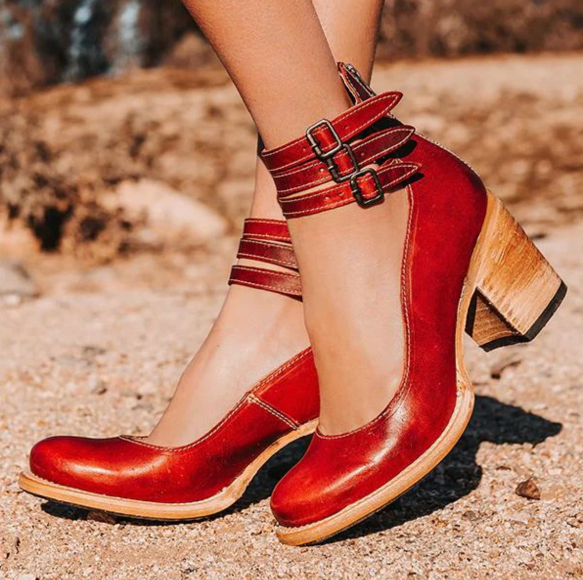 Comelyy women's thick heel sandals buckle pointed toe sandals