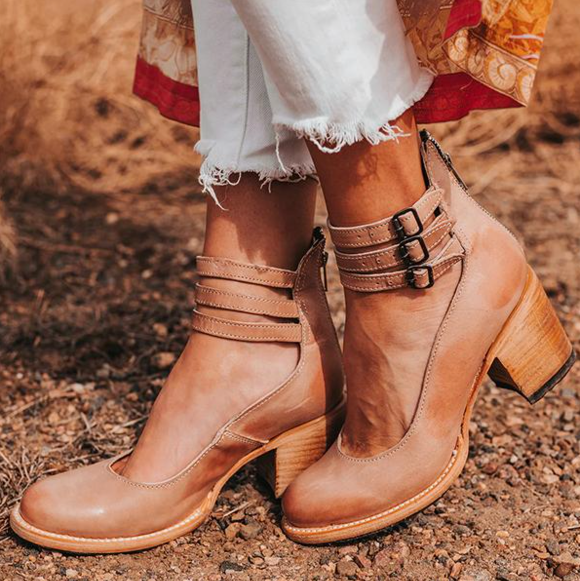 Comelyy women's thick heel sandals buckle pointed toe sandals