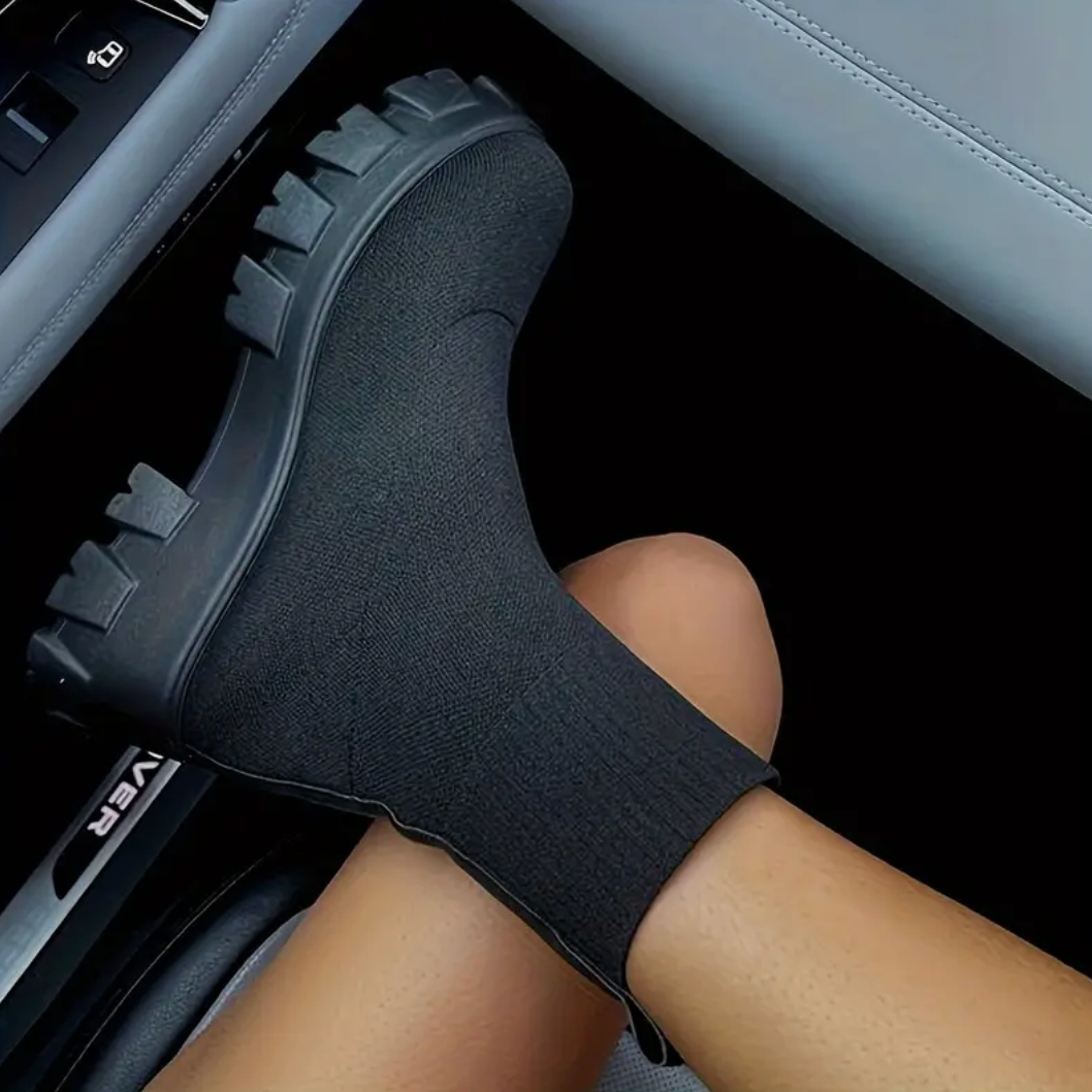 Comelyy Knitted Round Thick-soled Short Women Boots