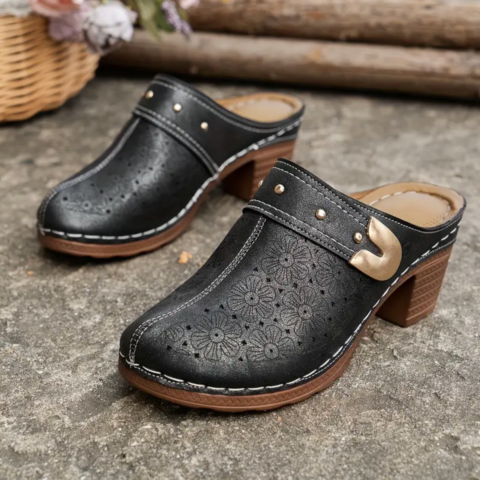 Comelyy Comfortable Stylish Floral Slip-On Chunky Heel Shoes