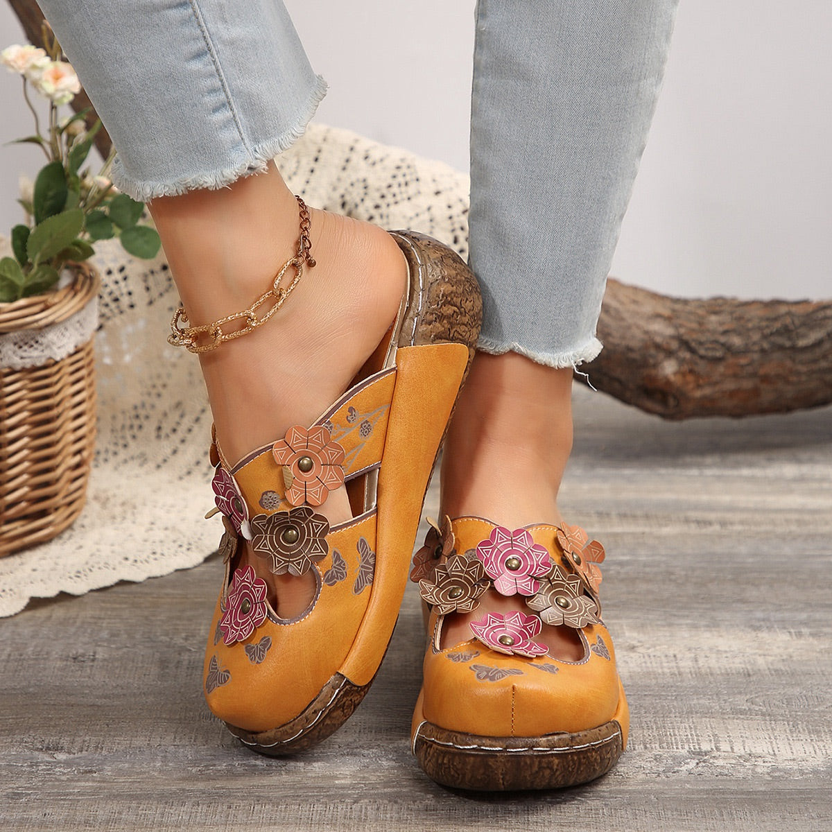 Comelyy Flower Print Wedge Slip-On Sandals