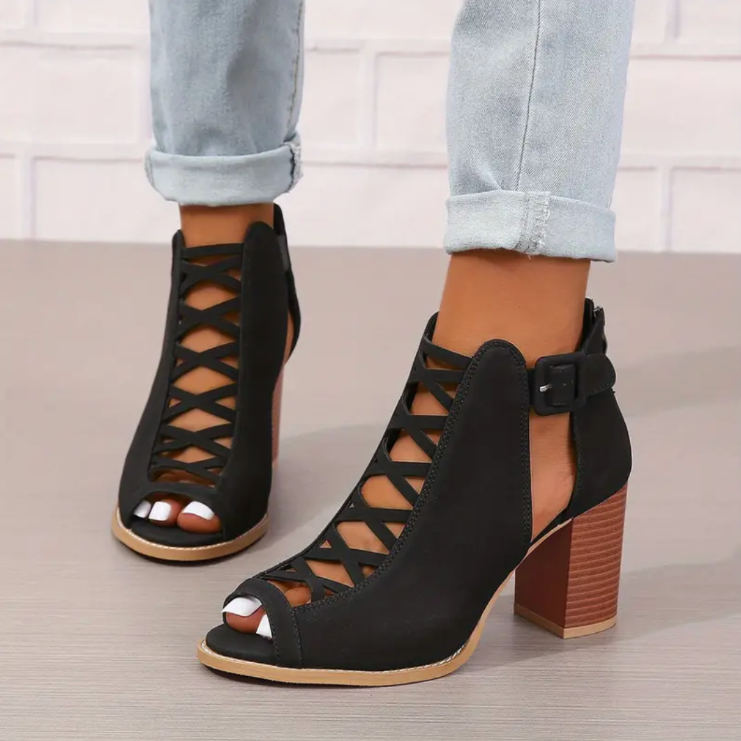 Comelyy Heeled Peep Toe Cut-out Buckle Strap Women Sandals